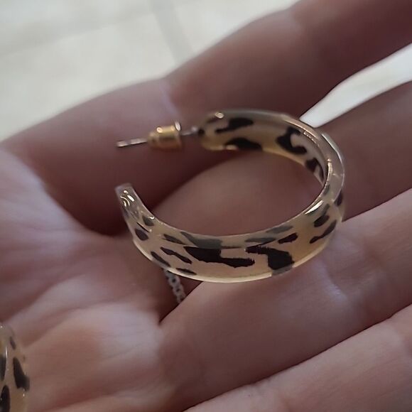 💲6️⃣ Bundled ✔️Light Tan Tortoise Shell Hoop Earrings New Boho Style for Fall - Picture 4 of 5